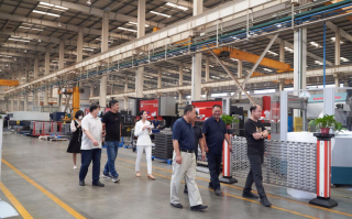 青县科技 青县裕龙科技取得用于制备纸板的瓦楞辊碳化钨喷涂装置专利，提高喷涂的效果和效率